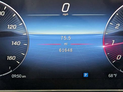 Used 2023 Mercedes-Benz GLC 300 w/ Exclusive Trim Package image 19