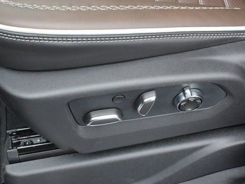 New 2026 GMC Yukon Denali Ultimate image 25