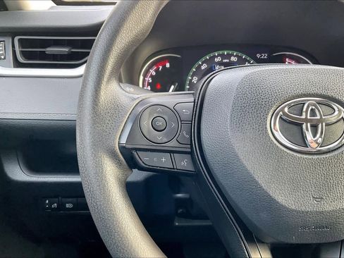 Used 2024 Toyota RAV4 XLE image 22