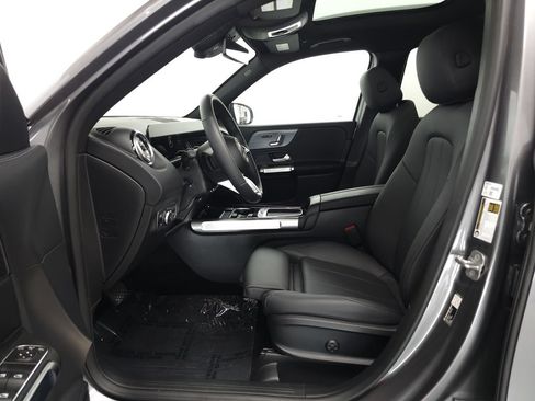 Certified 2026 Mercedes-Benz GLB 250 4MATIC image 7