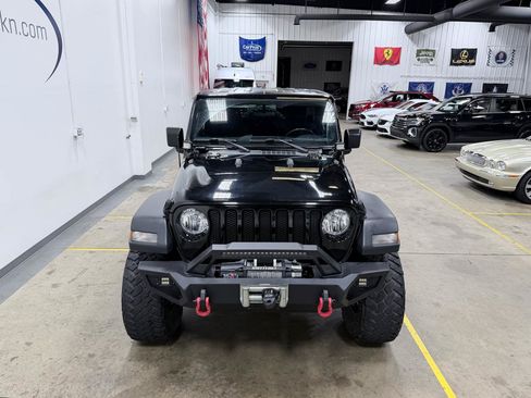 Used 2018 Jeep Wrangler Sport AWD/4WD image 2