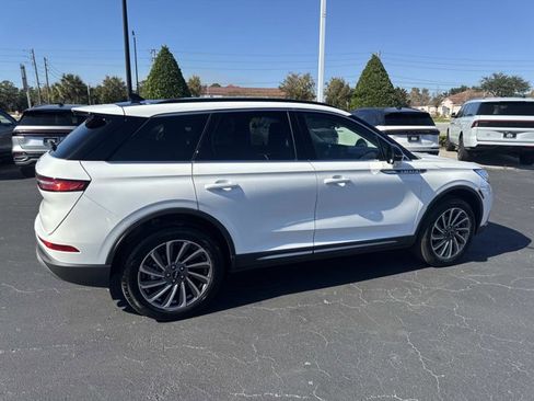 New 2026 Lincoln Corsair Reserve image 2