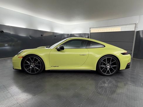 Certified 2025 Porsche 911 Carrera 4 GTS AWD/4WD image 2
