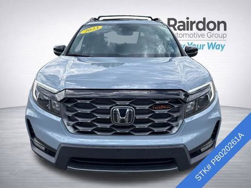 Used 2023 Honda Passport TrailSport image 2