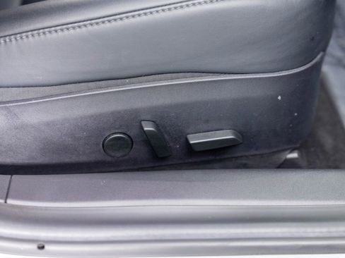 Used 2019 Tesla Model 3 Long Range image 28