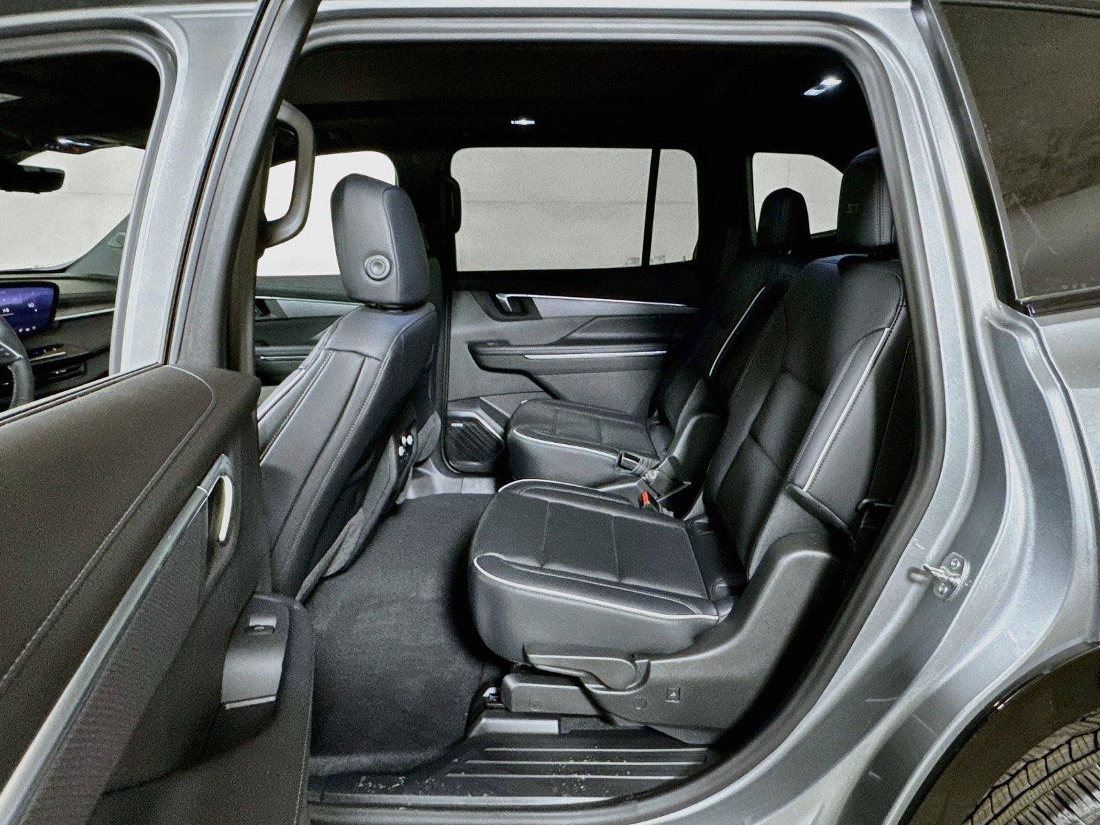 New 2027 Buick Enclave Sport Touring w/ Power Package FWD image 13