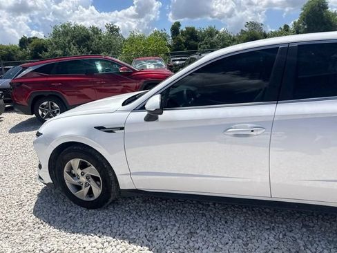 Used 2025 Hyundai Sonata SE FWD image 10