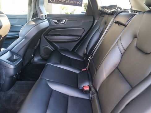 Used 2023 Volvo XC60 B5 Core w/ Protection Package image 19