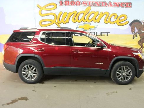 Used 2017 GMC Acadia SLT AWD/4WD image 1