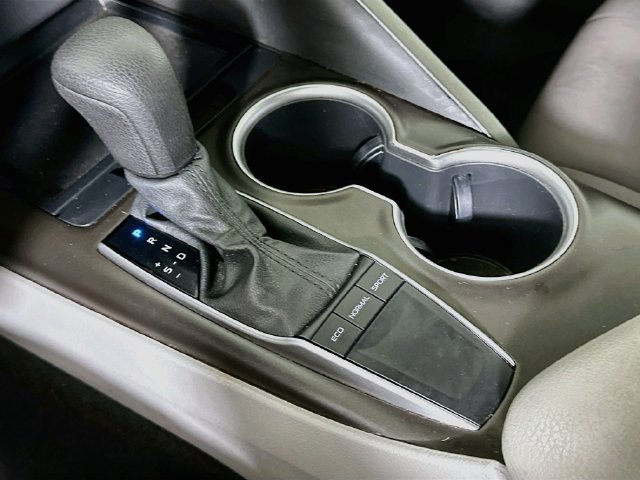 Certified 2022 Toyota Camry LE FWD image 18