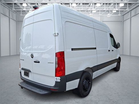 New 2025 Mercedes-Benz Sprinter 2500 image 3