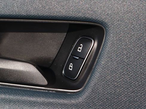 Used 2025 Ford Maverick XLT w/ Equipment Group 302A AWD/4WD image 19