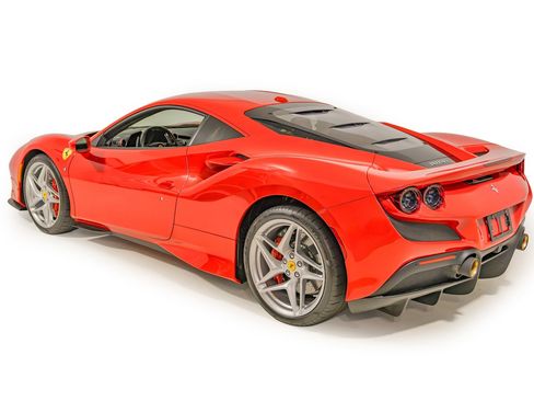 Used 2020 Ferrari F8 Tributo image 4