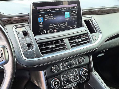 Used 2021 Chevrolet Tahoe LT w/ LT Signature Plus Package AWD/4WD image 21