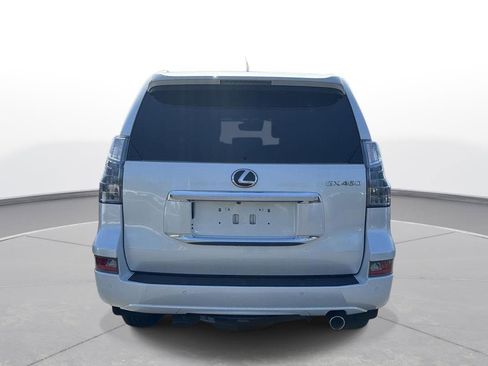 Used 2023 Lexus GX 460 Luxury w/ Accessory Package image 7