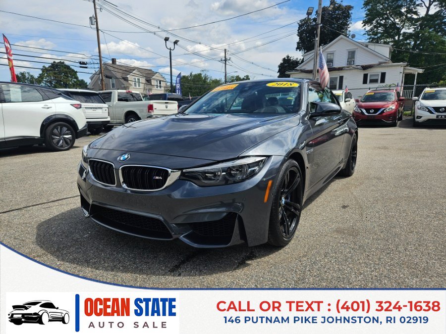 Used 2018 BMW M4 Convertible RWD image 2