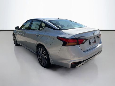 New 2025 Nissan Altima 2.5 SL image 6