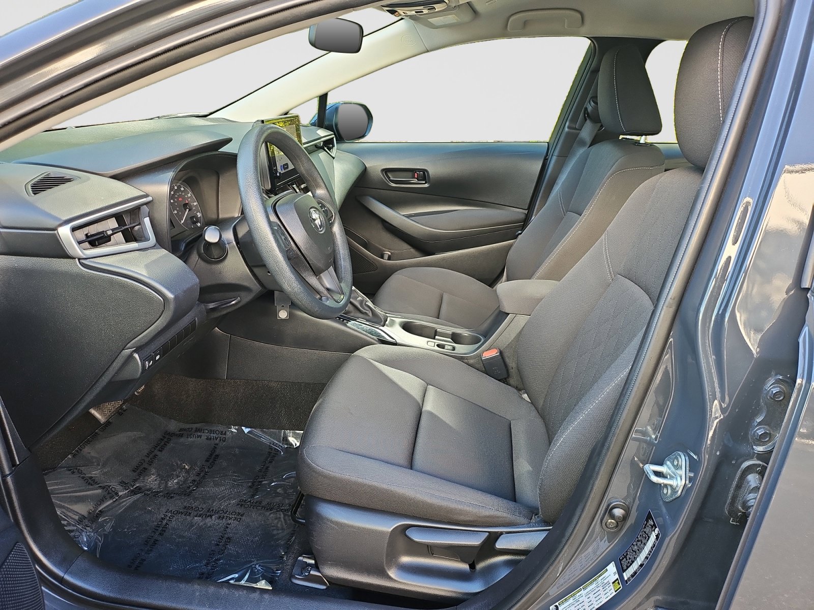 Used 2024 Toyota Corolla LE FWD image 22