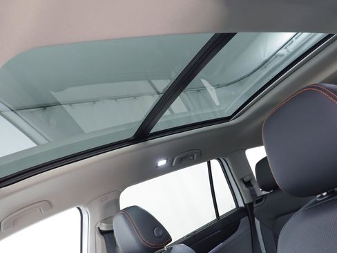 New 2026 Volkswagen Atlas Peak Edition image 13