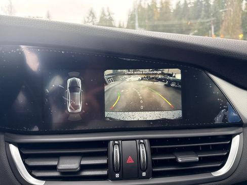 New 2025 Alfa Romeo Giulia AWD w/ Driving Assist Package image 24