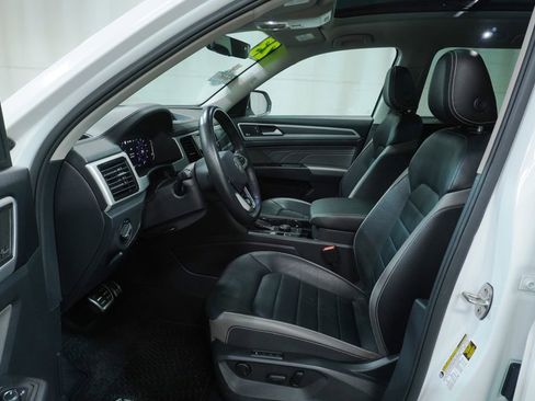 Used 2023 Volkswagen Atlas SEL Premium AWD/4WD image 13
