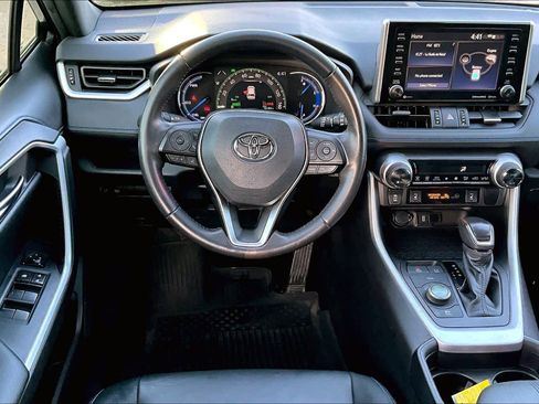 Used 2021 Toyota RAV4 XSE image 5