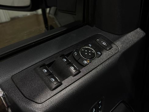 Used 2022 Ford F350 Lariat w/ Lariat Value Package AWD/4WD image 25