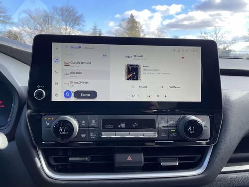 Used 2024 Toyota Grand Highlander XLE image 26