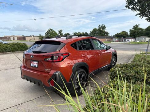 Used 2024 Subaru Crosstrek 2.5i Limited AWD/4WD image 6