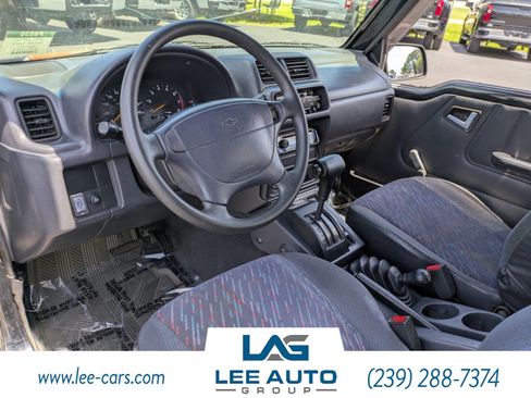 Used 1998 Chevrolet Tracker 4WD Convertible image 13