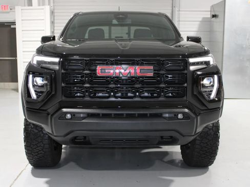 Used 2025 GMC Canyon Elevation w/ Convenience Package AWD/4WD image 11