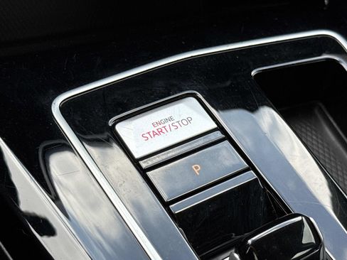 Used 2024 Volkswagen GTI S image 19