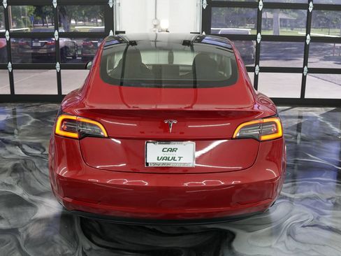 Used 2023 Tesla Model 3 Standard Range RWD image 4