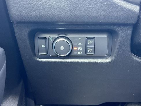 New 2025 Ford Ranger XLT w/ Technology Package RWD image 13