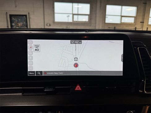 Used 2023 Kia Sportage EX image 19