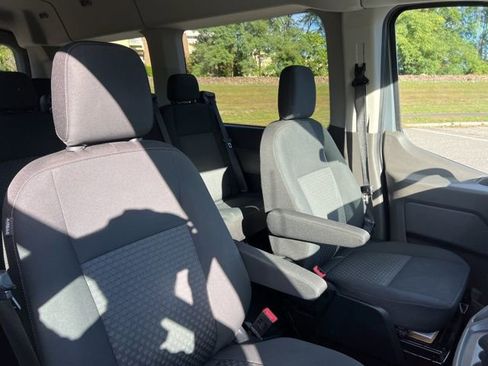 Used 2022 Ford Transit 350 XLT image 33