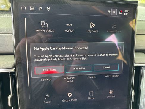 Used 2025 GMC Yukon Denali AWD/4WD image 74