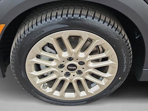 New 2026 MINI Cooper 2-Door Hardtop FWD image 10