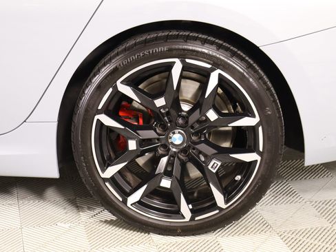 Used 2025 BMW 330i xDrive Sedan w/ M Sport Package image 20
