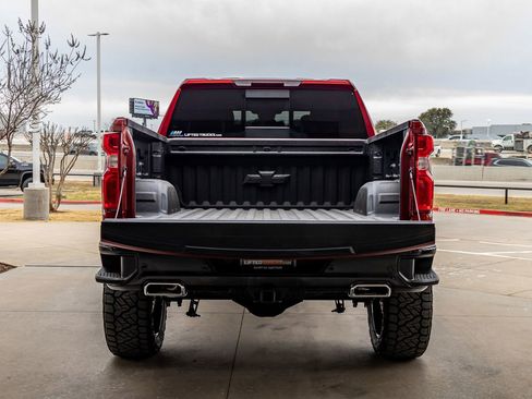 Used 2024 Chevrolet Silverado 1500 LT Trail Boss w/ LT Trail Boss Premium Package image 9