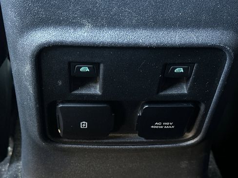 Used 2023 Ford Bronco Badlands image 41