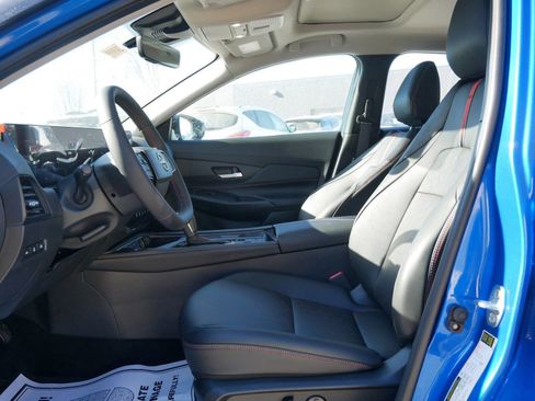 New 2026 Nissan Sentra SR w/ SR Premium Package image 5