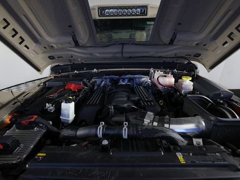 Used 2025 Jeep Gladiator Sport AWD/4WD image 64