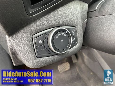 Used 2017 Ford Escape SE image 26