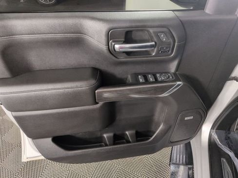 Used 2020 Chevrolet Silverado 1500 LTZ AWD/4WD image 14