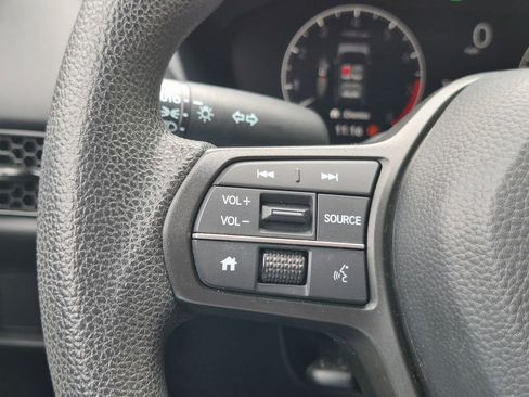 Used 2025 Honda HR-V LX image 16