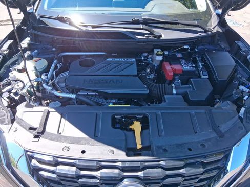 Used 2023 Nissan Rogue S FWD image 27