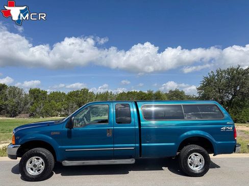 Used 2000 Ford F250 Lariat image 7