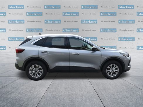 Used 2024 Ford Escape Active AWD/4WD image 4