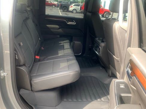 Used 2024 GMC Sierra 2500 Denali w/ Denali Reserve Package image 15